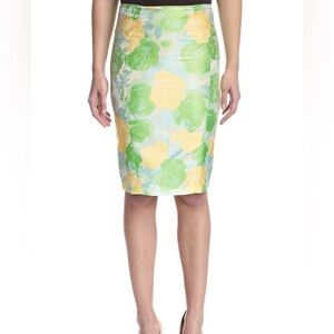 NEW ELIE TAHARI FLORAL PENELOPE PENCIL SKIRT Size 4